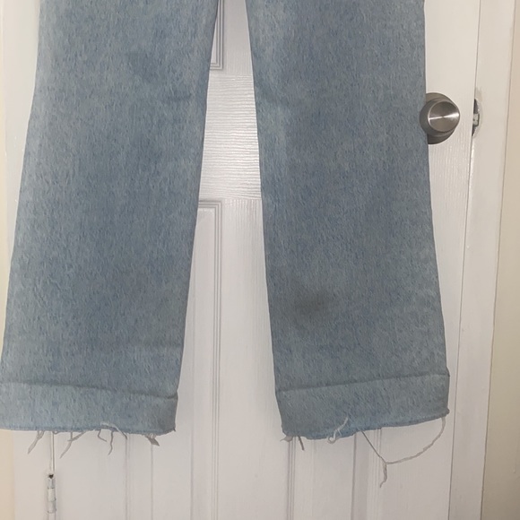 Zara Distressed Jeans - Picture 15 of 16